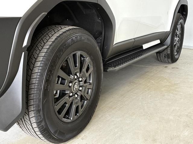 LANDCRUISER 250