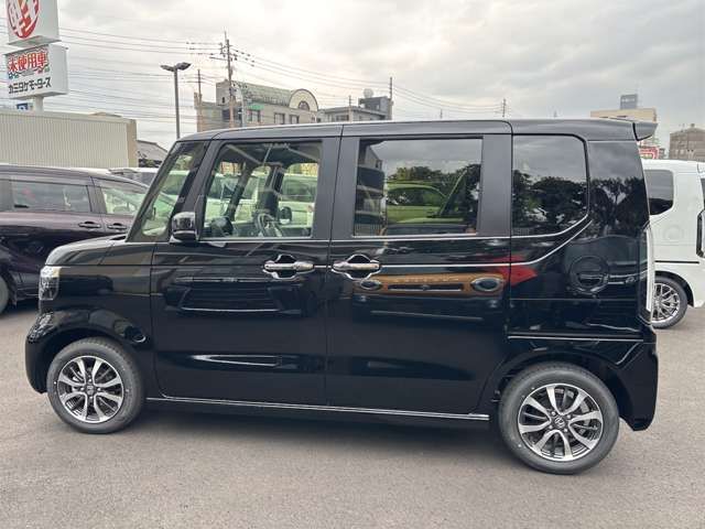 N-BOX CUSTOM