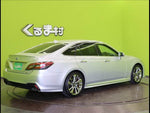 CROWN sedan hybrid