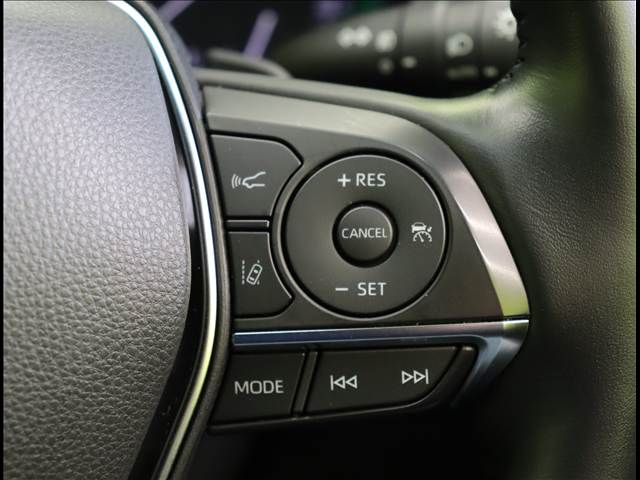 CROWN sedan hybrid