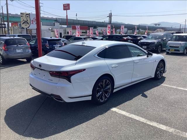LEXUS LS500