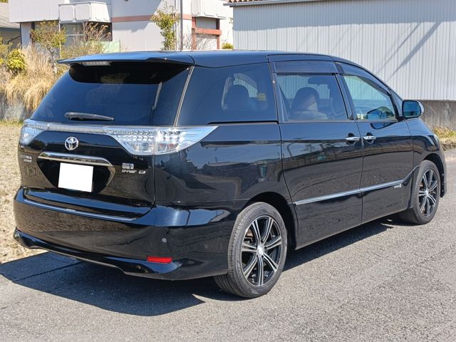 ESTIMA HYBRID 4WD
