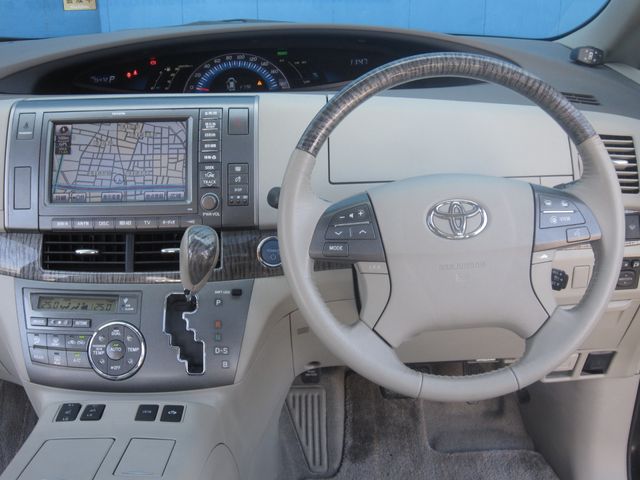 ESTIMA HYBRID 4WD