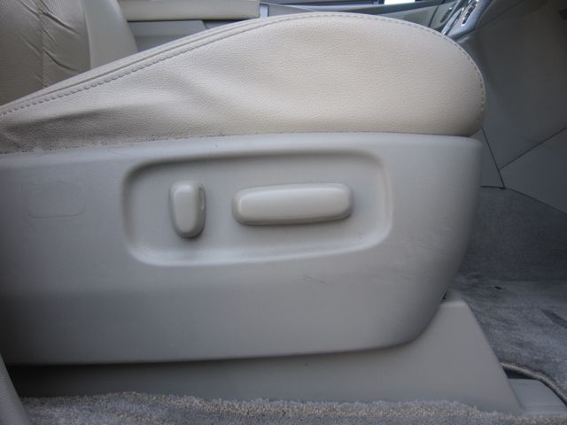 ESTIMA HYBRID 4WD