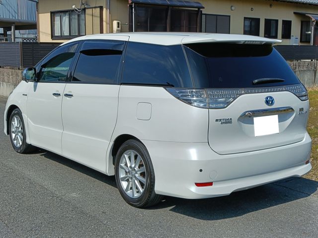 ESTIMA HYBRID 4WD