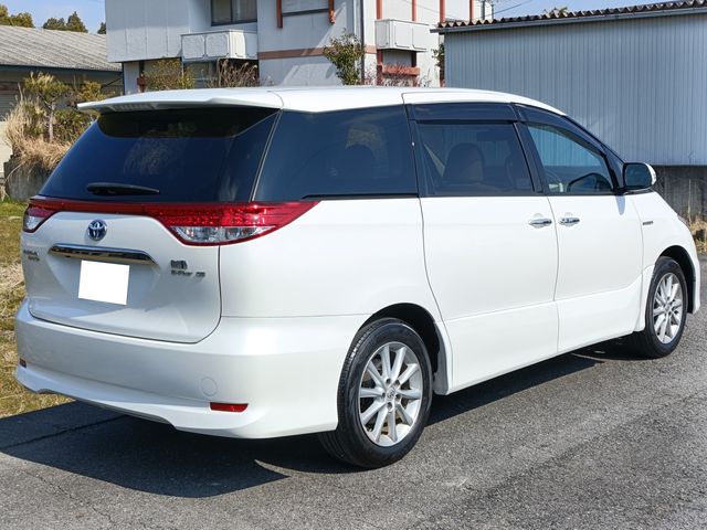 ESTIMA HYBRID 4WD