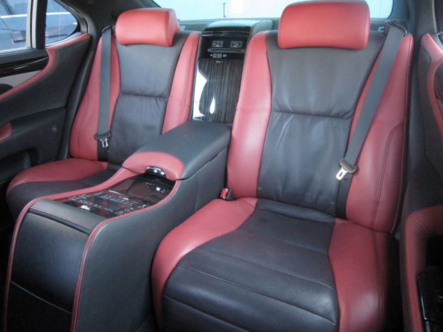 LEXUS LS600hL