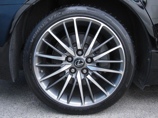 LEXUS LS600hL