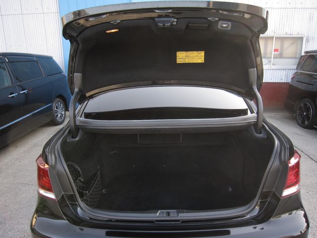 LEXUS LS600hL