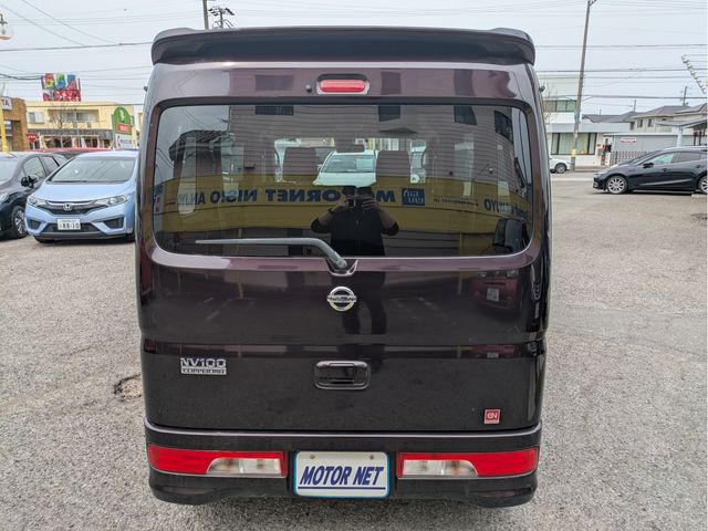 NV100 CLIPPER RIO