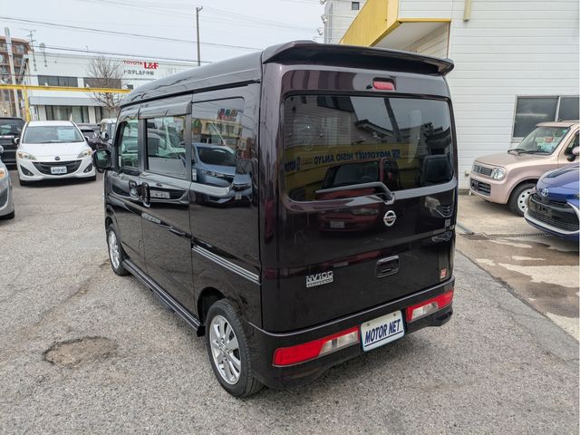 NV100 CLIPPER RIO