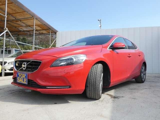 VOLVO V40
