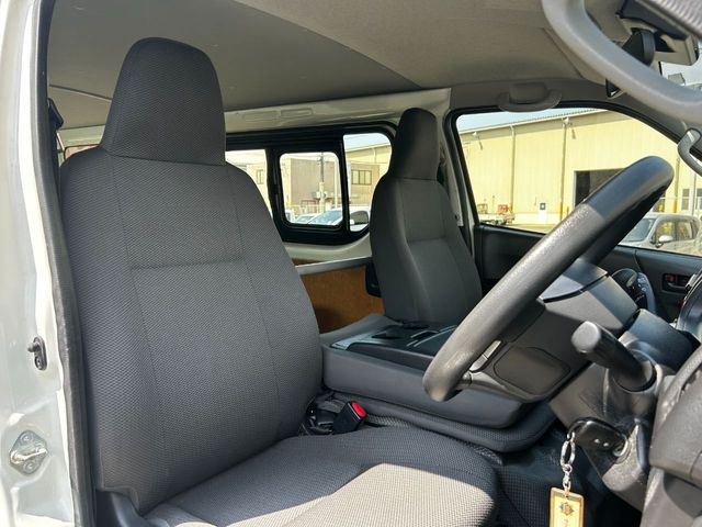 HIACE van 2WD