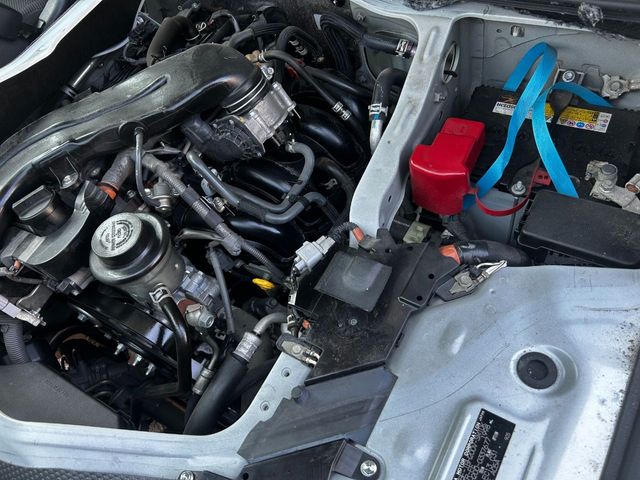 HIACE van 2WD