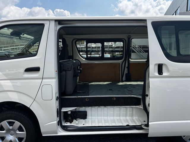 HIACE van 2WD