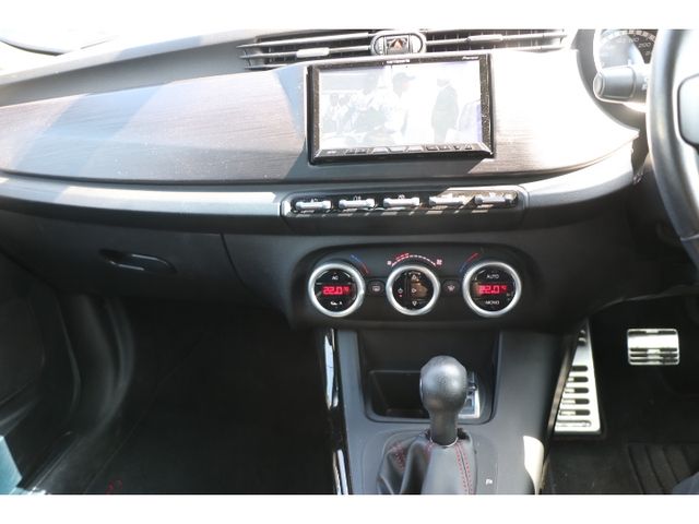 ALFAROMEO Giulietta