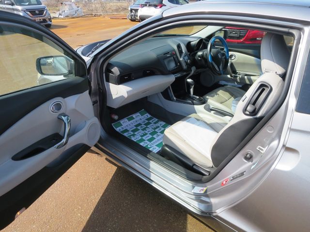 CR-Z