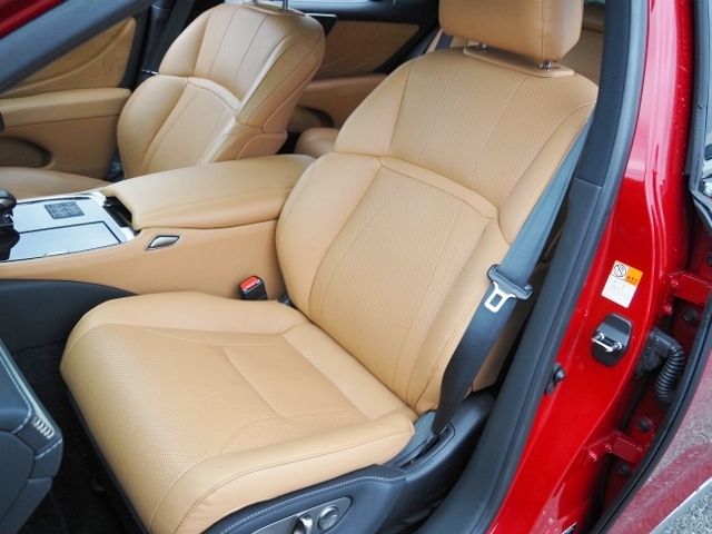 LEXUS LS500