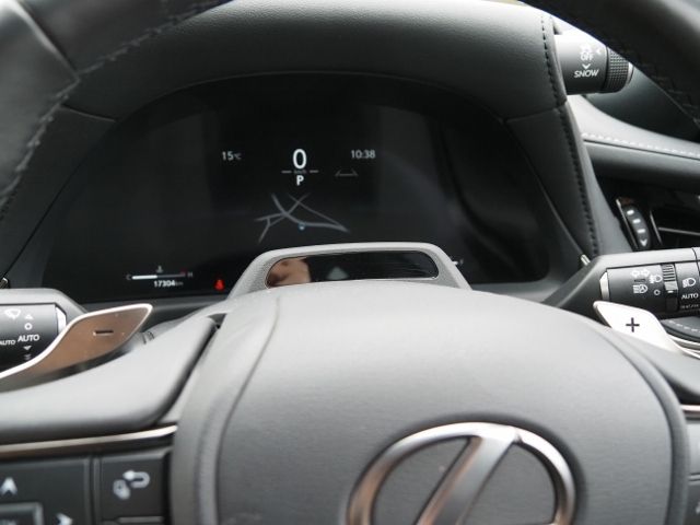 LEXUS LS500