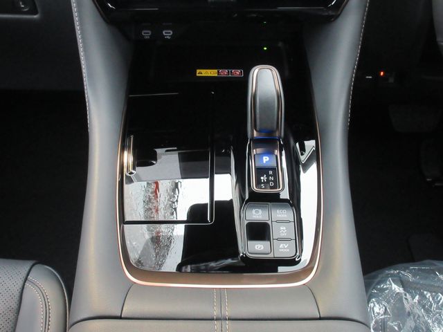 VELLFIRE  HYBRID