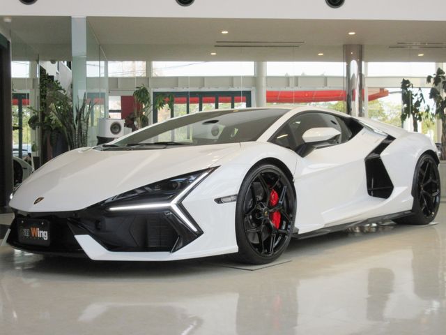 LAMBORGHINI Revuelto