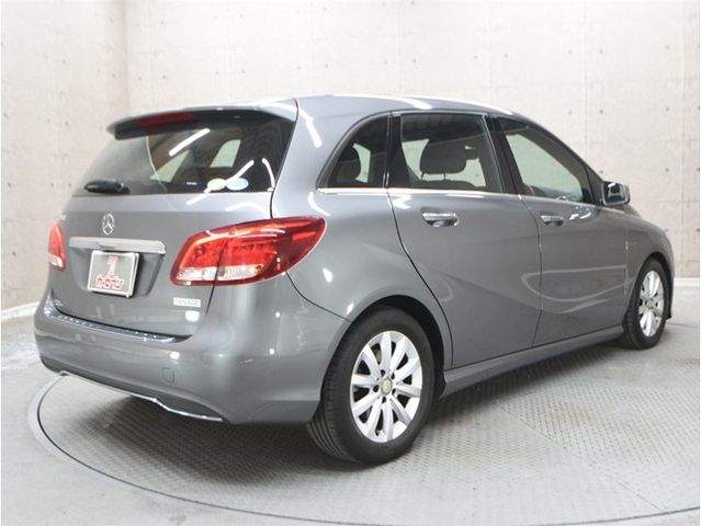 MERCEDES BENZ B class