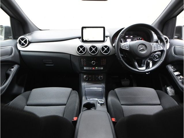 MERCEDES BENZ B class