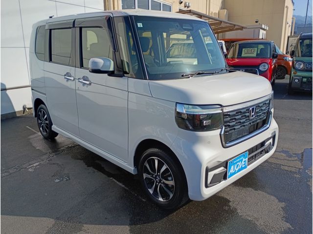 N BOX CUSTOM 4WD