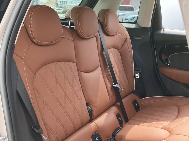 MINI COOPER D 5DOOR