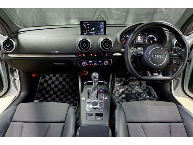 AUDI A3 Sedan