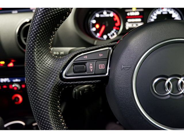 AUDI A3 Sedan