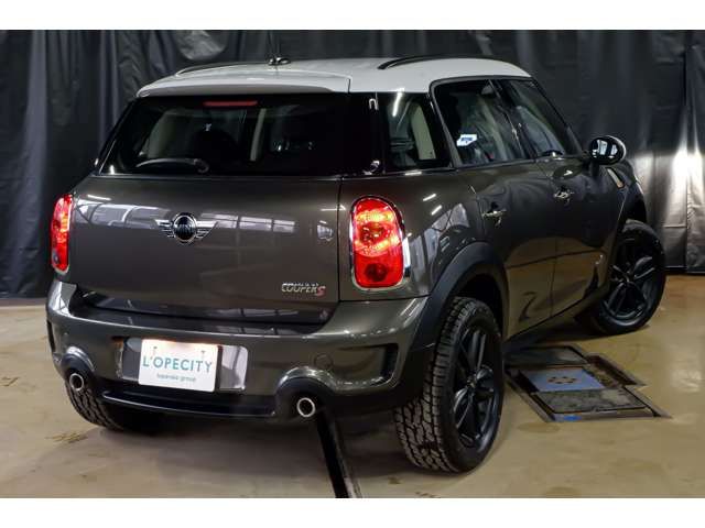 BMW MINI COOPER S CROSSOVER
