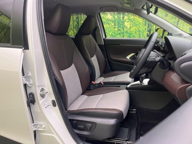 YARIS CROSS HYBRID