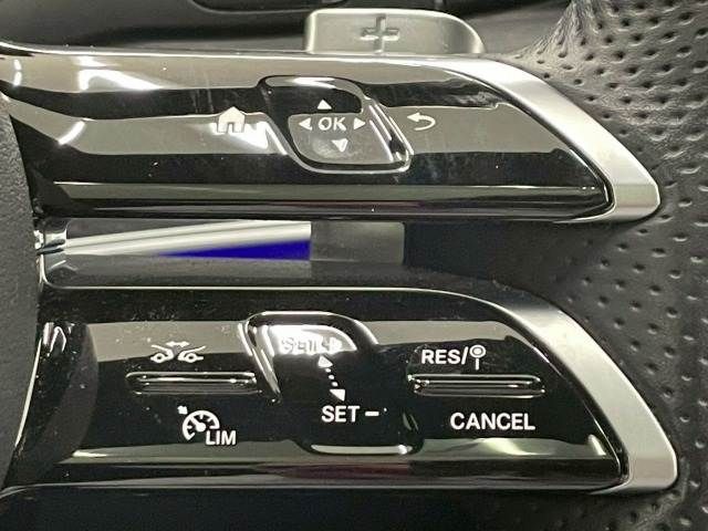 MERCEDES BENZ E class sedan