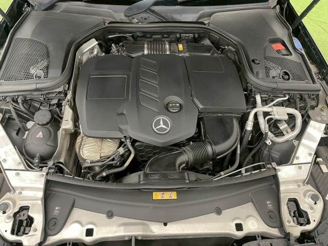 MERCEDES BENZ E class sedan