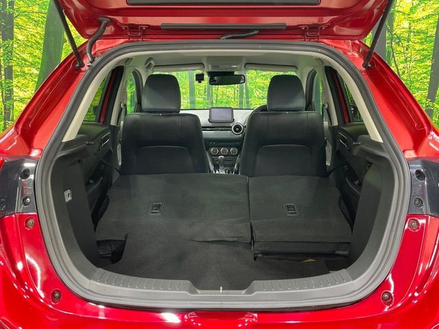 MAZDA2