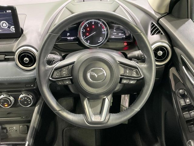 MAZDA2