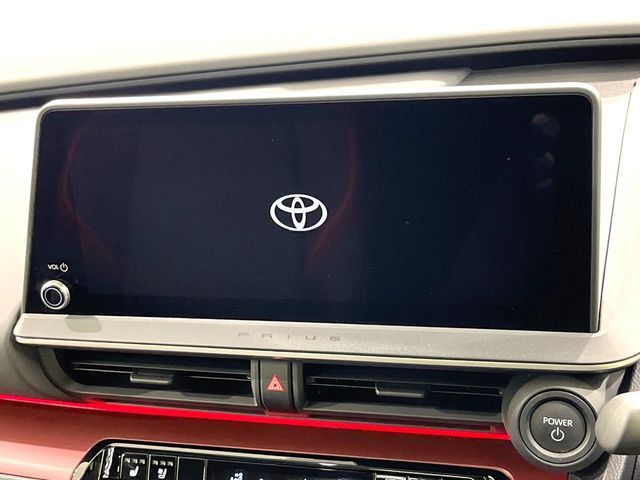 PRIUS 4WD