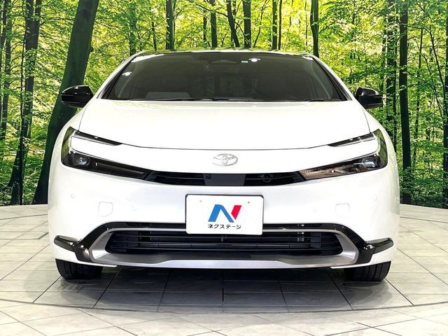 PRIUS 4WD