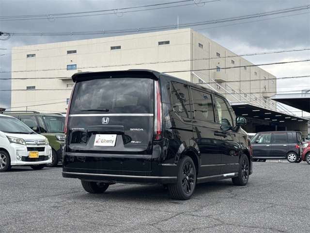 STEPWAGON e:HEV SPADA
