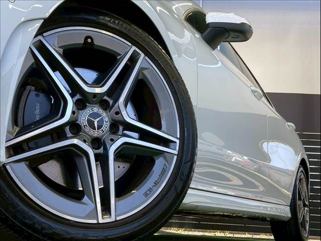 MERCEDES BENZ CLA class