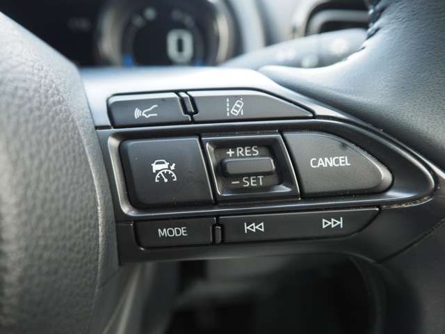 YARIS HYBRID