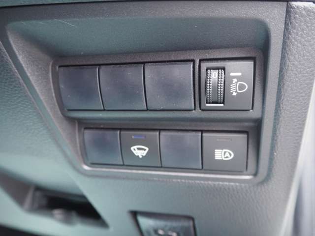 YARIS HYBRID