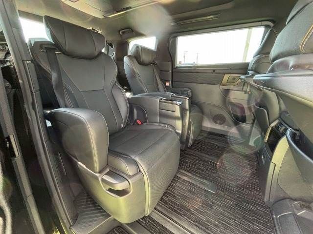 ALPHARD hybrid 4WD