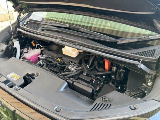 ALPHARD hybrid 4WD