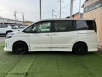 VOXY HYBRID