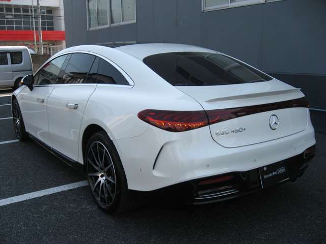 MERCEDES BENZ EQS