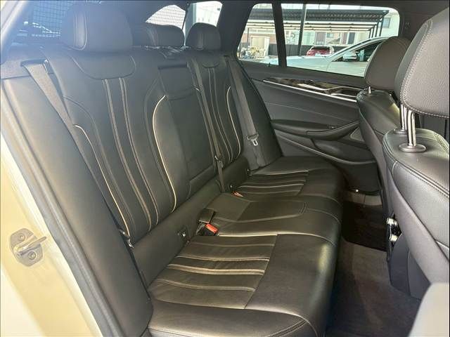 BMW 5series TOURING