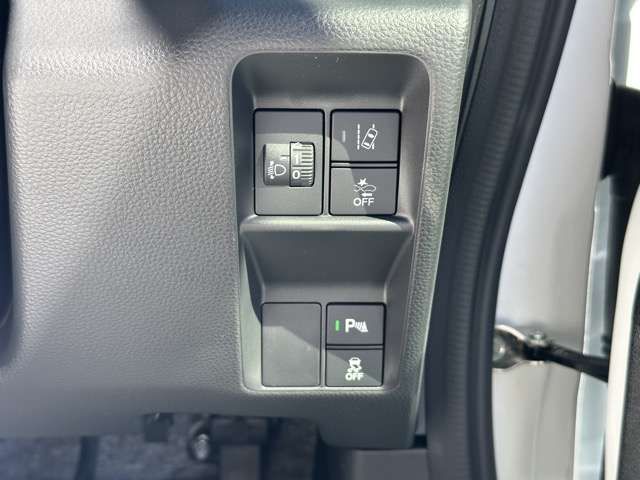 N-VAN