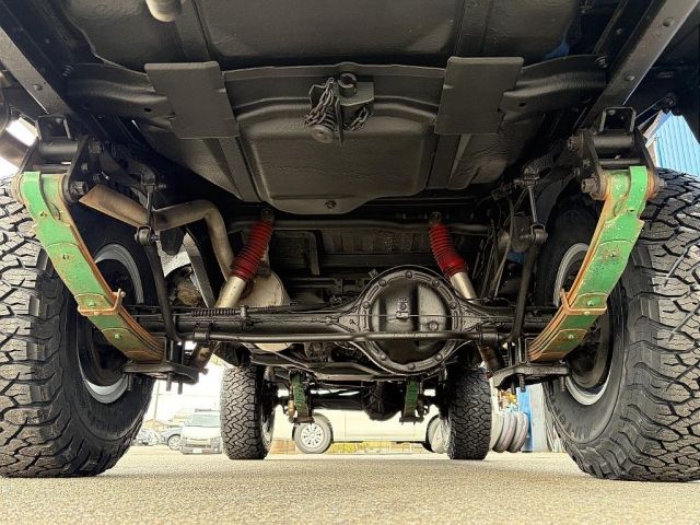LANDCRUISER van